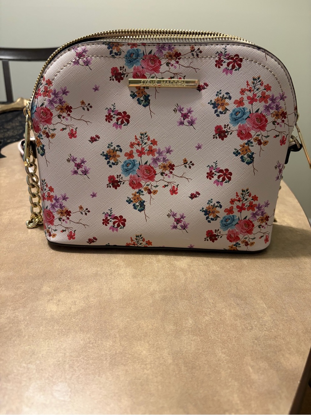 Steve Madden White Floral Crossbody with Gold Hardware